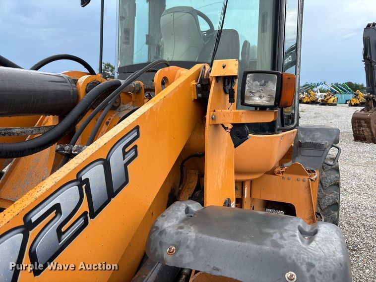 image for item DZ4574 2013 Case 721F wheel loader