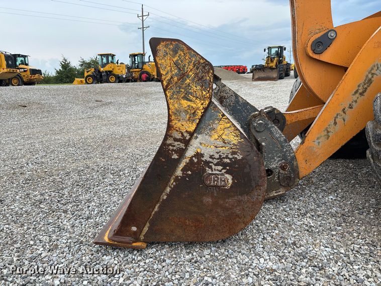 image for item DZ4574 2013 Case 721F wheel loader