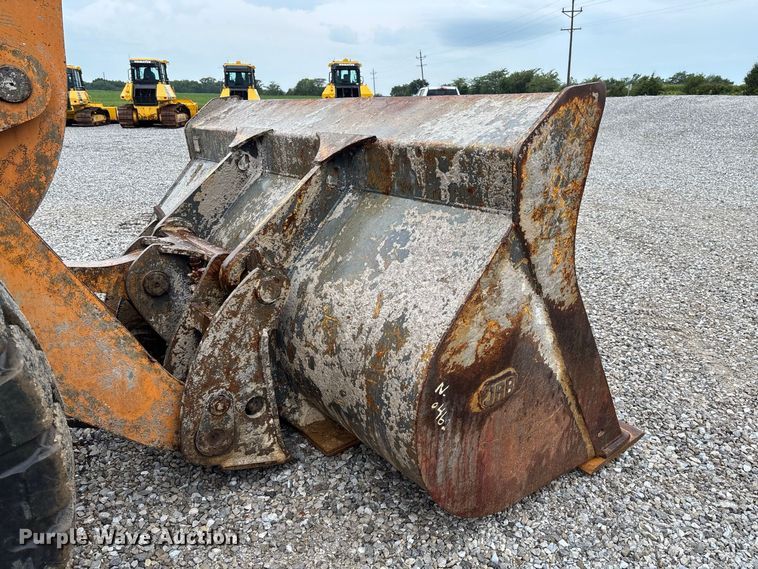 image for item DZ4574 2013 Case 721F wheel loader