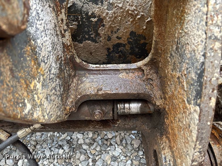 image for item DZ4574 2013 Case 721F wheel loader