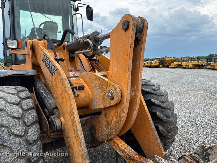 image for item DZ4574 2013 Case 721F wheel loader