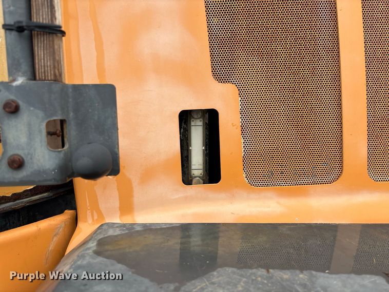 image for item DZ4574 2013 Case 721F wheel loader