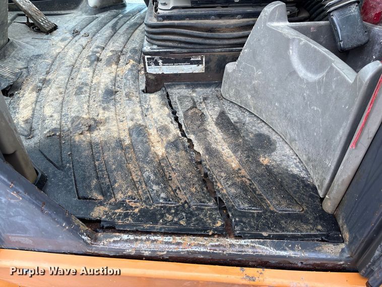 image for item DZ4574 2013 Case 721F wheel loader