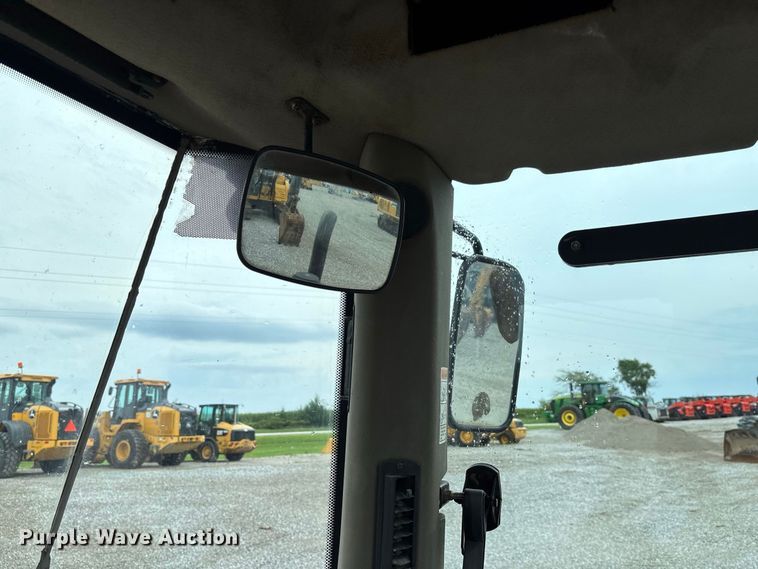 image for item DZ4574 2013 Case 721F wheel loader