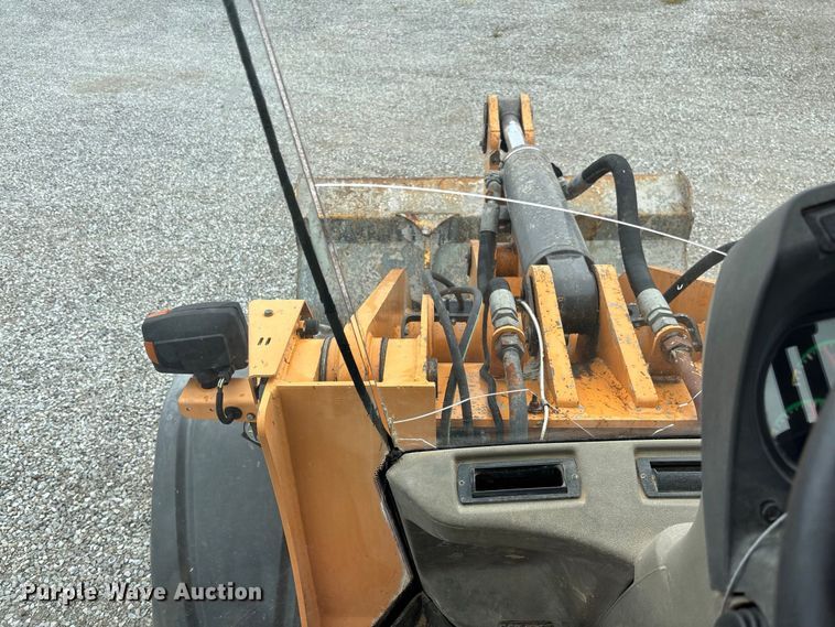 image for item DZ4574 2013 Case 721F wheel loader