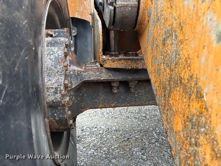 image for item DZ4574 2013 Case 721F wheel loader