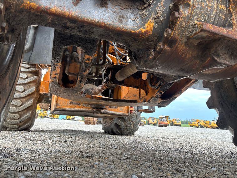 image for item DZ4574 2013 Case 721F wheel loader