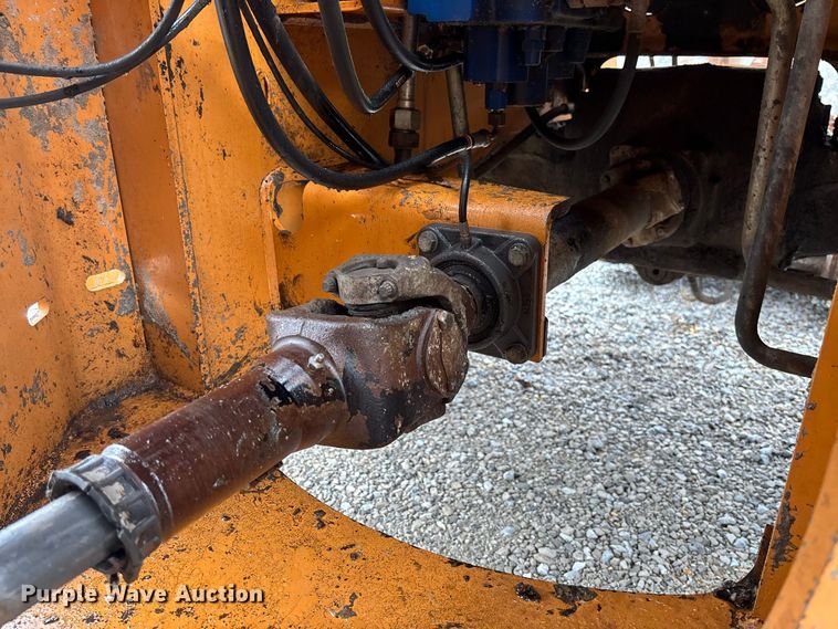 image for item DZ4574 2013 Case 721F wheel loader