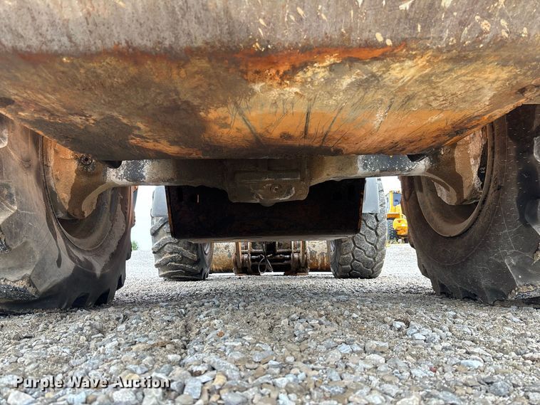 image for item DZ4574 2013 Case 721F wheel loader