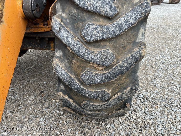 image for item DZ4574 2013 Case 721F wheel loader