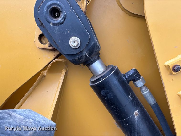 image for item DZ4575 2019 Caterpillar 930M wheel loader