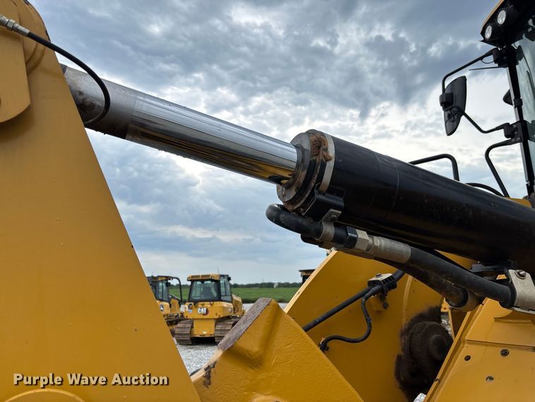 image for item DZ4575 2019 Caterpillar 930M wheel loader