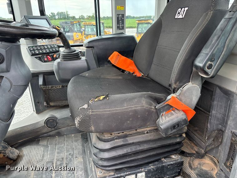 image for item DZ4575 2019 Caterpillar 930M wheel loader