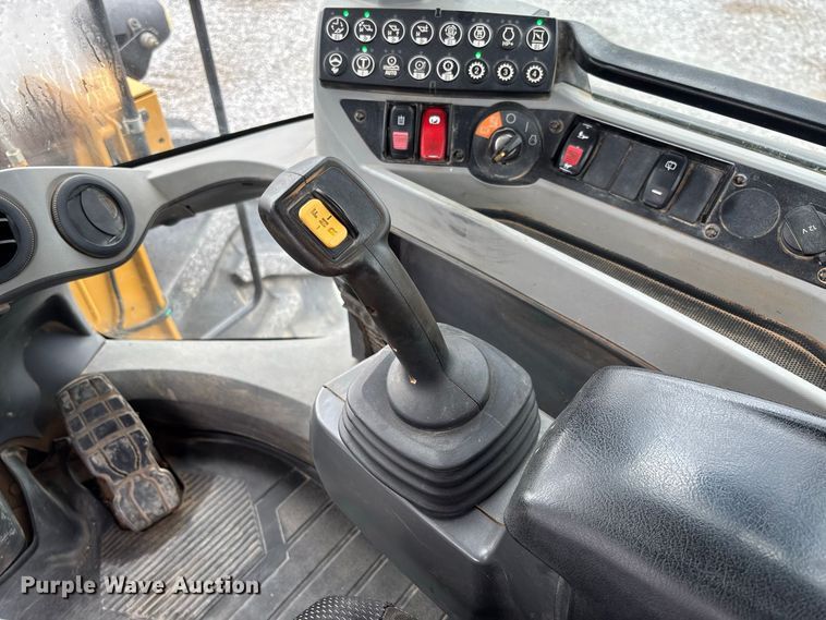 image for item DZ4575 2019 Caterpillar 930M wheel loader