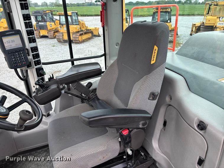 image for item DZ4576 2020 Volvo L110H wheel loader