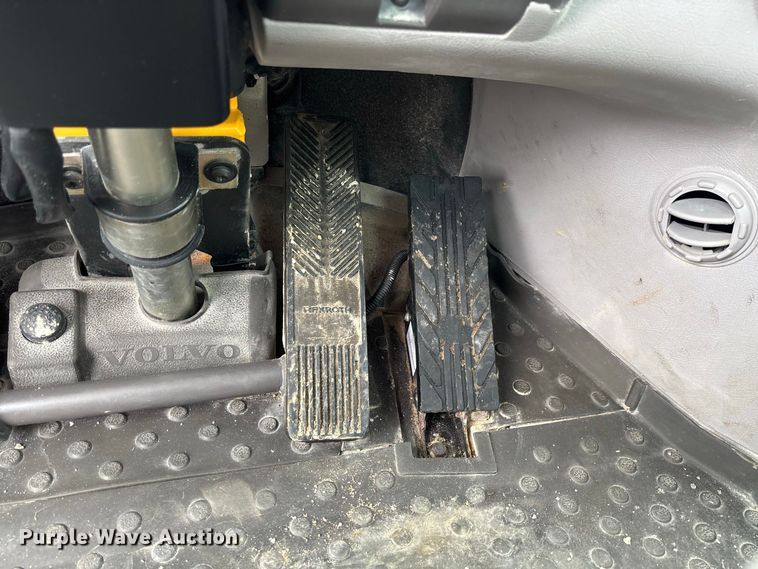 image for item DZ4576 2020 Volvo L110H wheel loader
