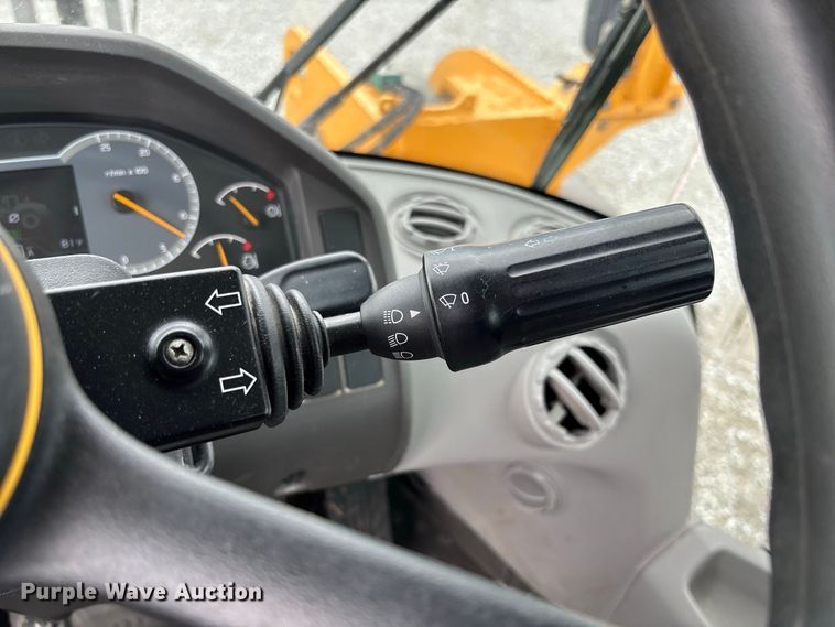 image for item DZ4576 2020 Volvo L110H wheel loader