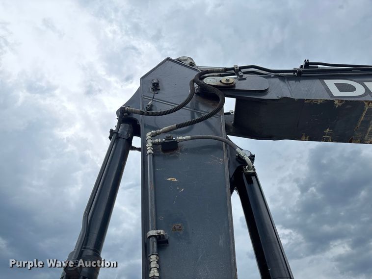 image for item DZ4577 2019 John Deere 350G LC excavator