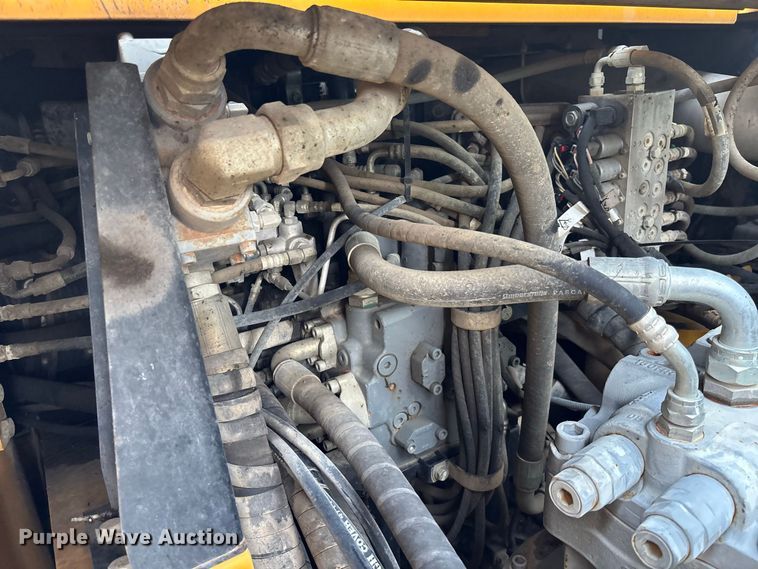 image for item DZ4577 2019 John Deere 350G LC excavator