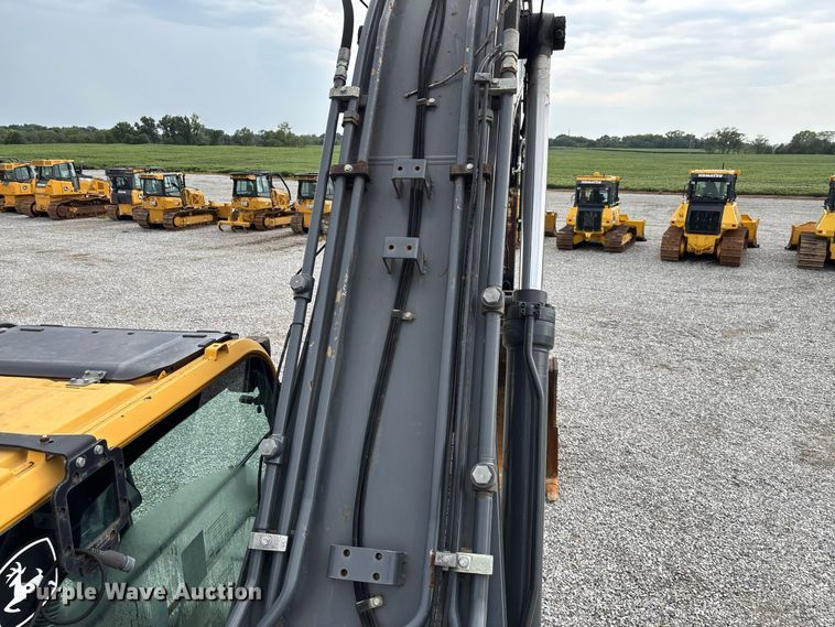 image for item DZ4577 2019 John Deere 350G LC excavator
