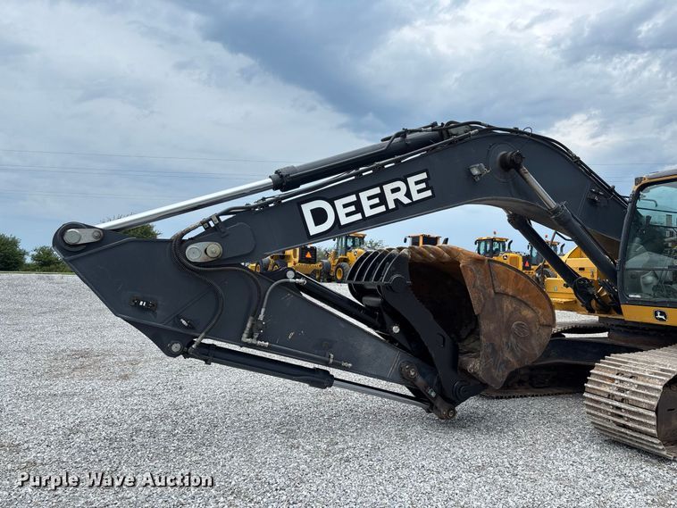 image for item DZ4577 2019 John Deere 350G LC excavator