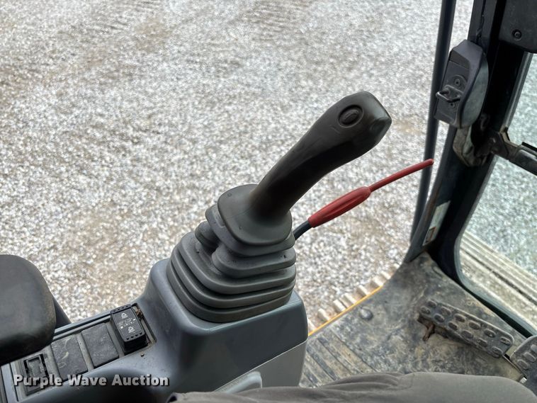 image for item DZ4577 2019 John Deere 350G LC excavator