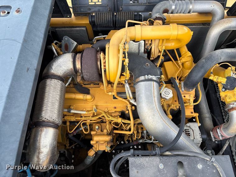 image for item DZ4577 2019 John Deere 350G LC excavator