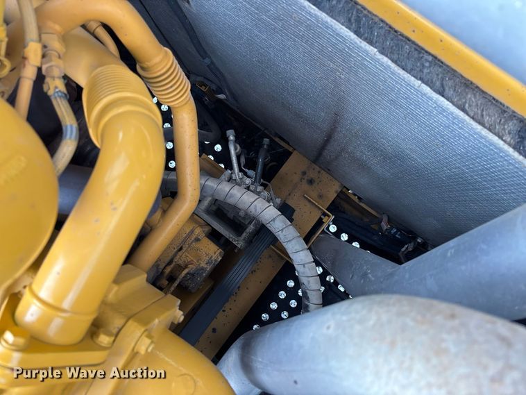 image for item DZ4577 2019 John Deere 350G LC excavator