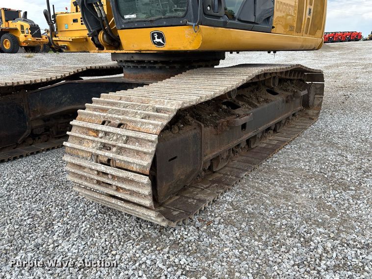 image for item DZ4577 2019 John Deere 350G LC excavator