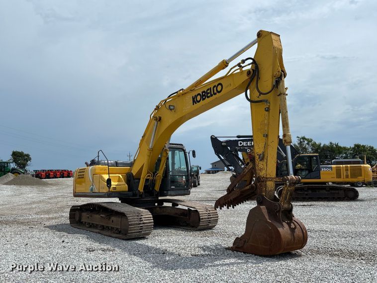 image for item DZ4578 Kobelco SK260LC-10 excavator