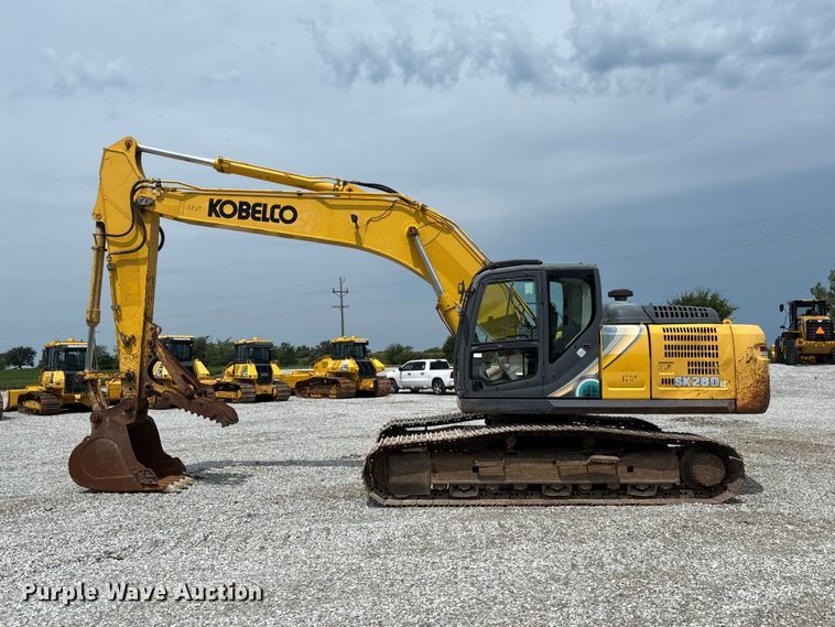 image for item DZ4578 Kobelco SK260LC-10 excavator