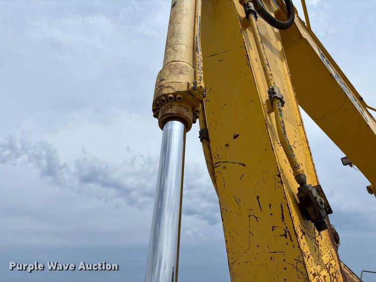 image for item DZ4578 Kobelco SK260LC-10 excavator