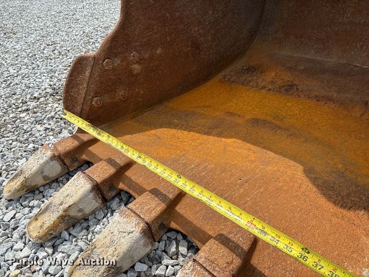 image for item DZ4578 Kobelco SK260LC-10 excavator