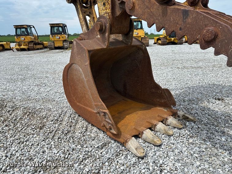 image for item DZ4578 Kobelco SK260LC-10 excavator