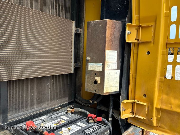 image for item DZ4578 Kobelco SK260LC-10 excavator