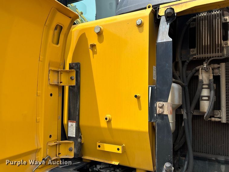 image for item DZ4578 Kobelco SK260LC-10 excavator
