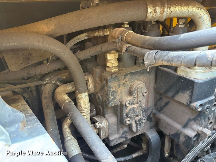 image for item DZ4578 Kobelco SK260LC-10 excavator