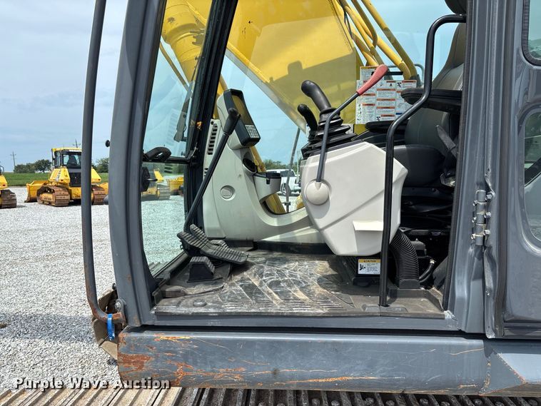 image for item DZ4578 Kobelco SK260LC-10 excavator