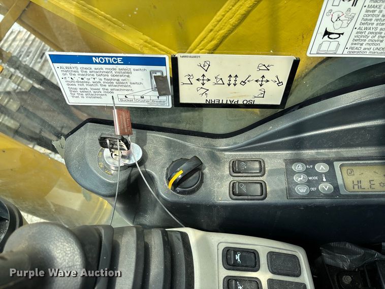 image for item DZ4578 Kobelco SK260LC-10 excavator