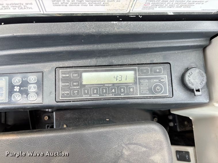 image for item DZ4578 Kobelco SK260LC-10 excavator