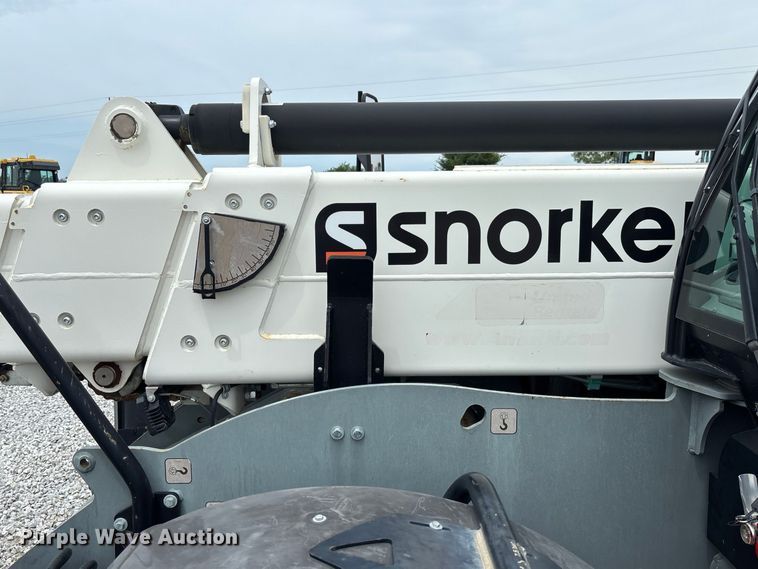 image for item DZ4579 2019 Snorkel SR1054 telehandler