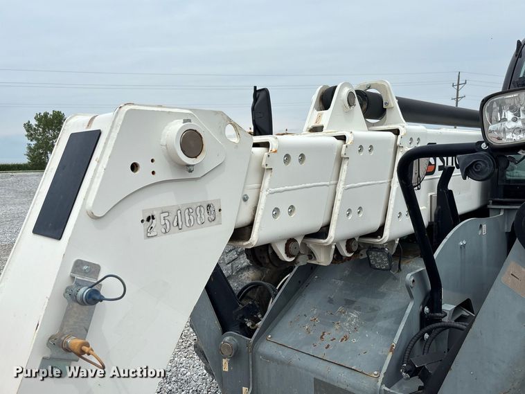 image for item DZ4579 2019 Snorkel SR1054 telehandler