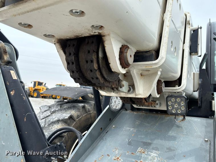 image for item DZ4579 2019 Snorkel SR1054 telehandler