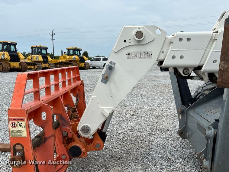 image for item DZ4579 2019 Snorkel SR1054 telehandler