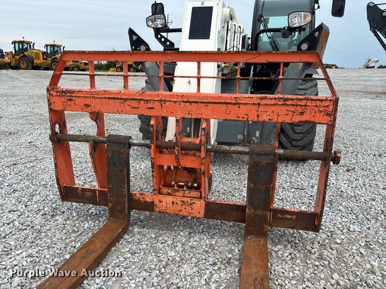 image for item DZ4579 2019 Snorkel SR1054 telehandler