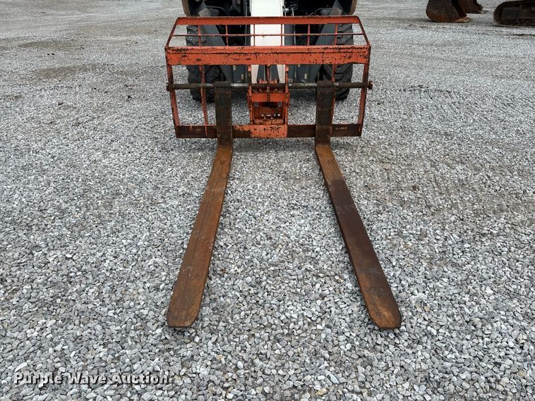 image for item DZ4579 2019 Snorkel SR1054 telehandler