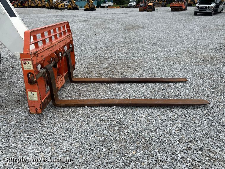 image for item DZ4579 2019 Snorkel SR1054 telehandler