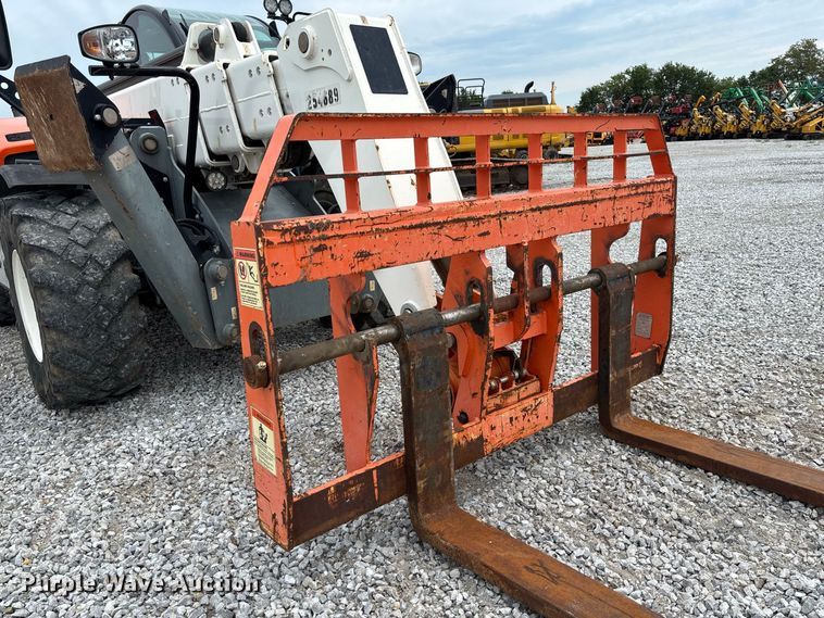 image for item DZ4579 2019 Snorkel SR1054 telehandler
