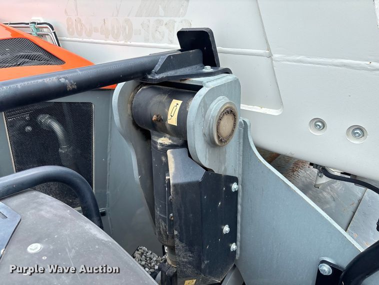 image for item DZ4579 2019 Snorkel SR1054 telehandler