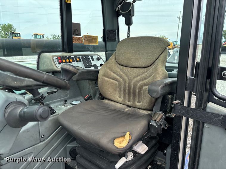 image for item DZ4579 2019 Snorkel SR1054 telehandler